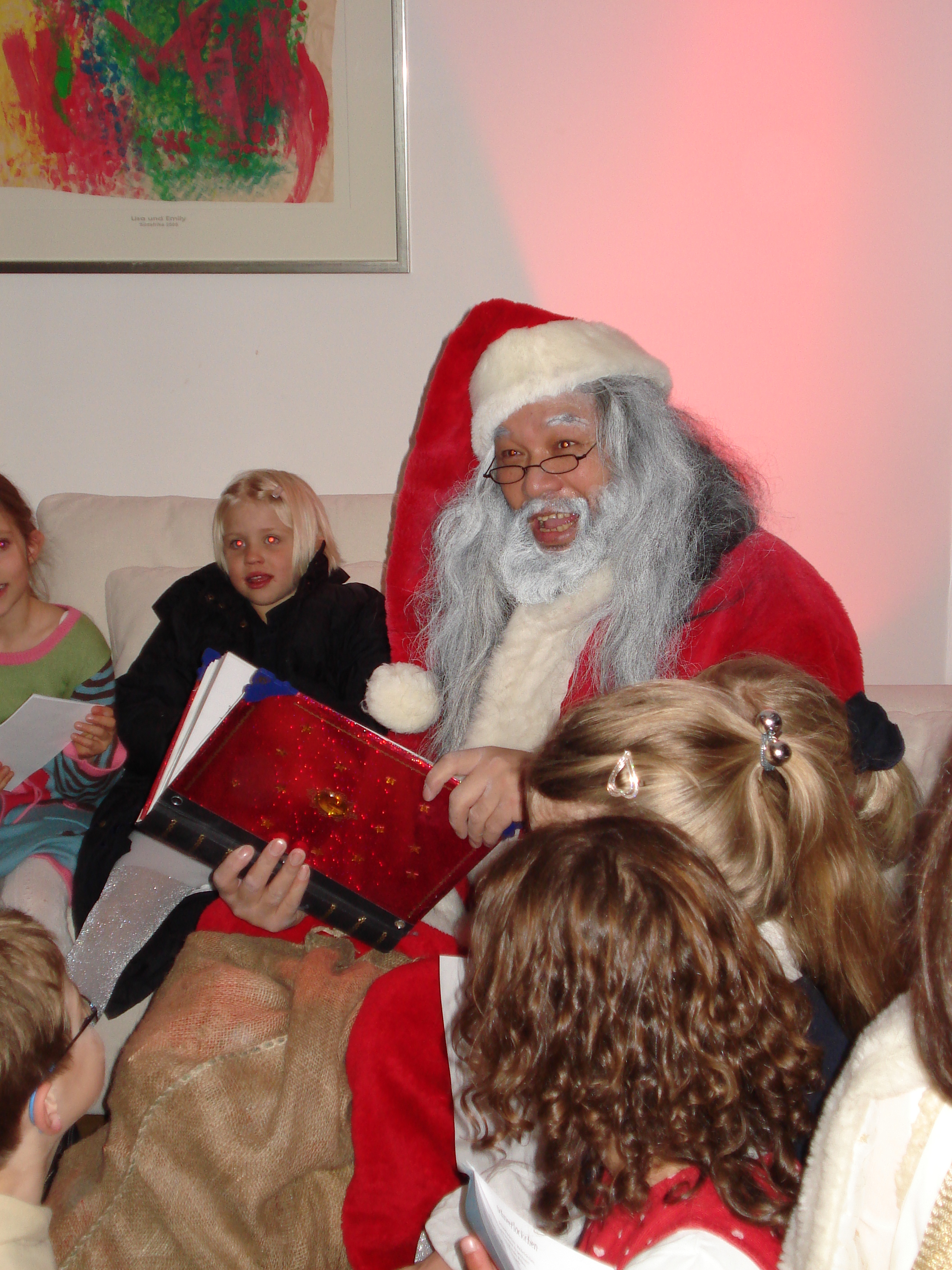 Weihnachtsmann mit Kinder 2
